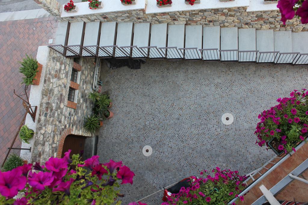 Hotel Al Sole - Enjoy Holiday カヴァイオーン・ヴェロネーゼ エクステリア 写真