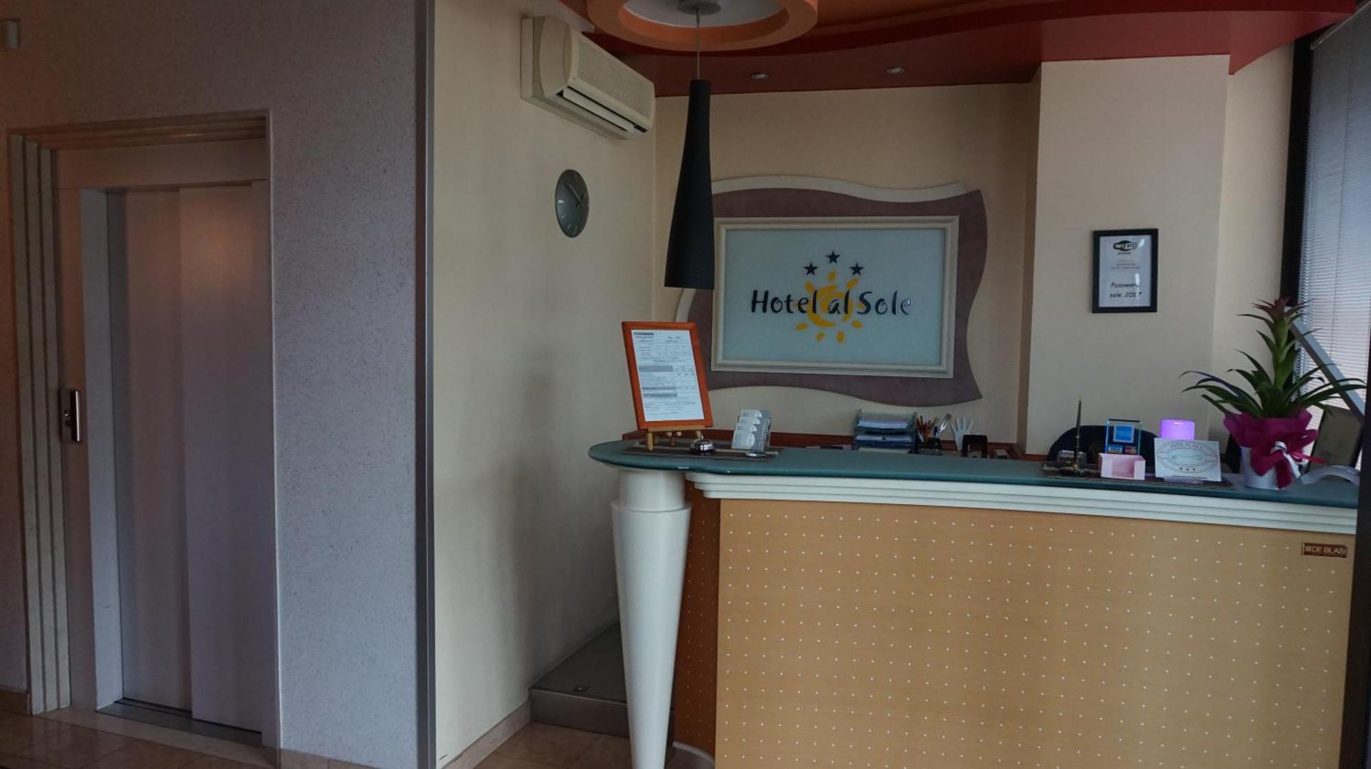 Hotel Al Sole - Enjoy Holiday カヴァイオーン・ヴェロネーゼ エクステリア 写真