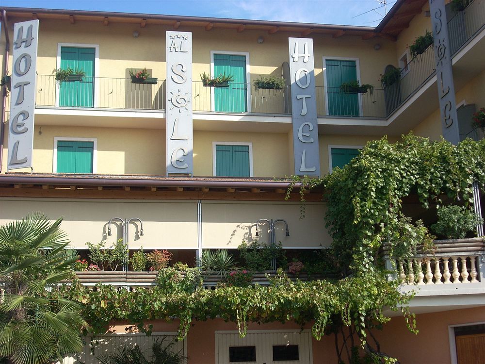 Hotel Al Sole - Enjoy Holiday カヴァイオーン・ヴェロネーゼ エクステリア 写真