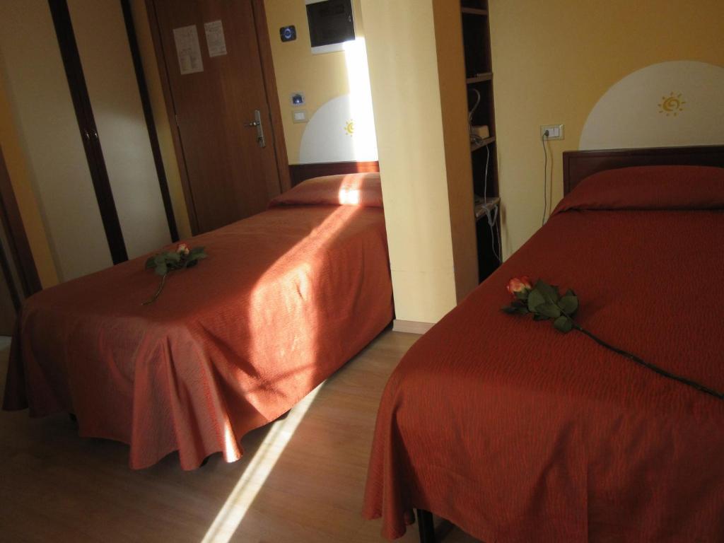 Hotel Al Sole - Enjoy Holiday カヴァイオーン・ヴェロネーゼ 部屋 写真